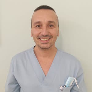 Dr. Hugo de Paz Rodríguez, odontólogo en Ferrol - Centro Dental San Pablo